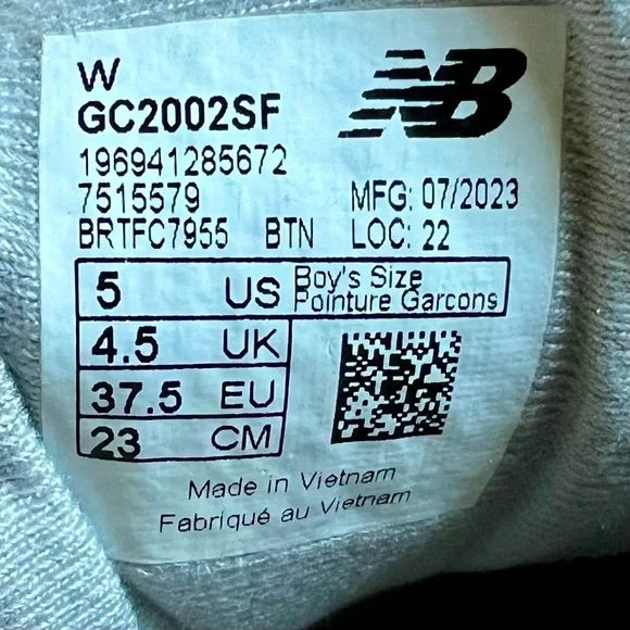 New Balance 2002R Boys Size 5Y W Blue Athletic Running Shoes Sneakers Sleek - Picture 14 of 14